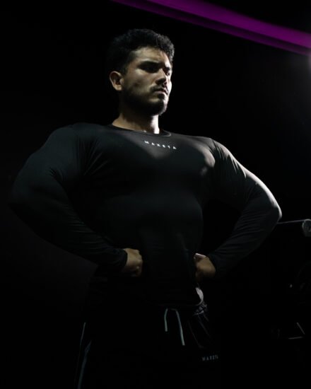 Polo Negro Compression Box para Hombre